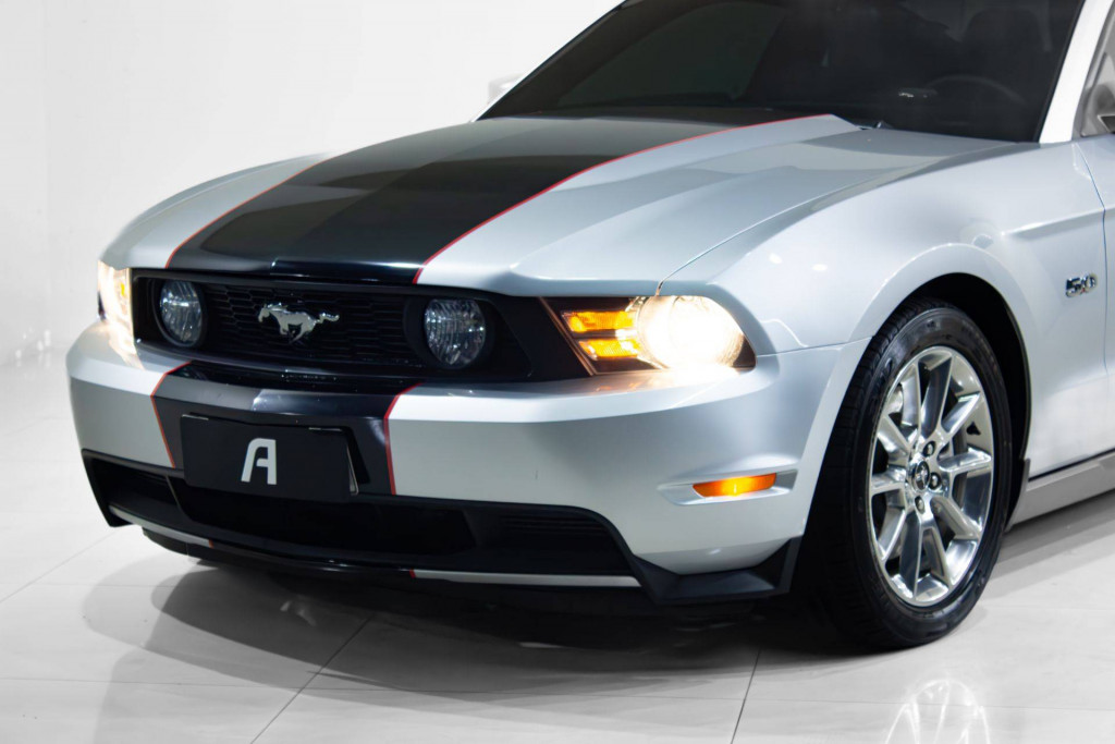 Imagem do veículo Ford Mustang Gt 5.0 V-8 2p 2012