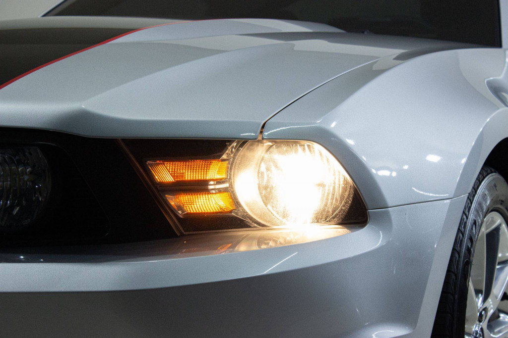 Imagem do veículo Ford Mustang Gt 5.0 V-8 2p 2012