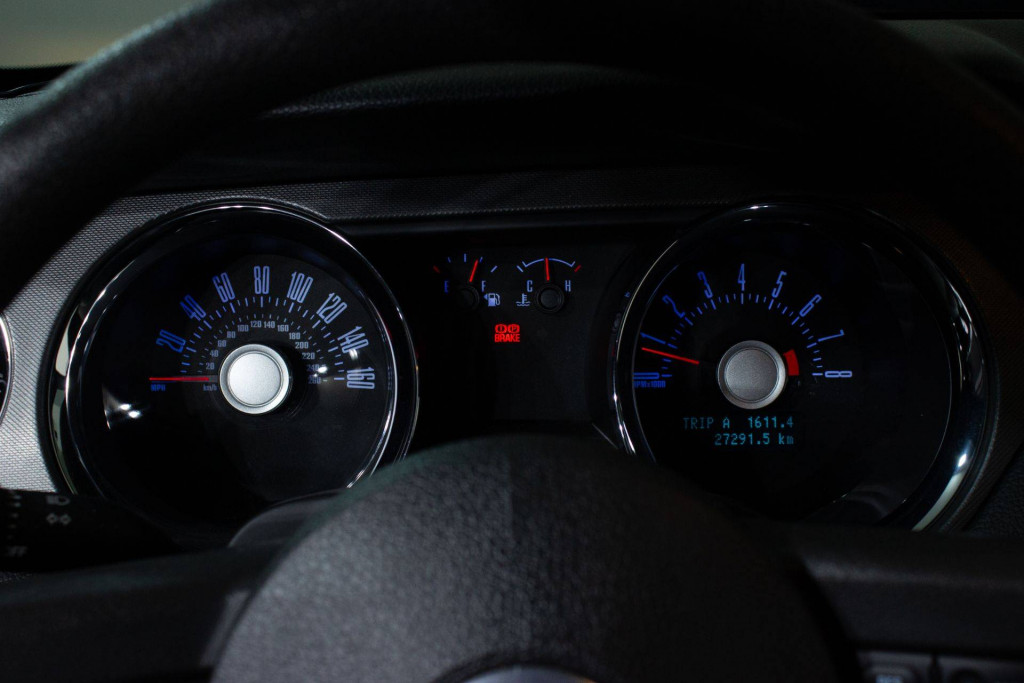 Imagem do veículo Ford Mustang Gt 5.0 V-8 2p 2012