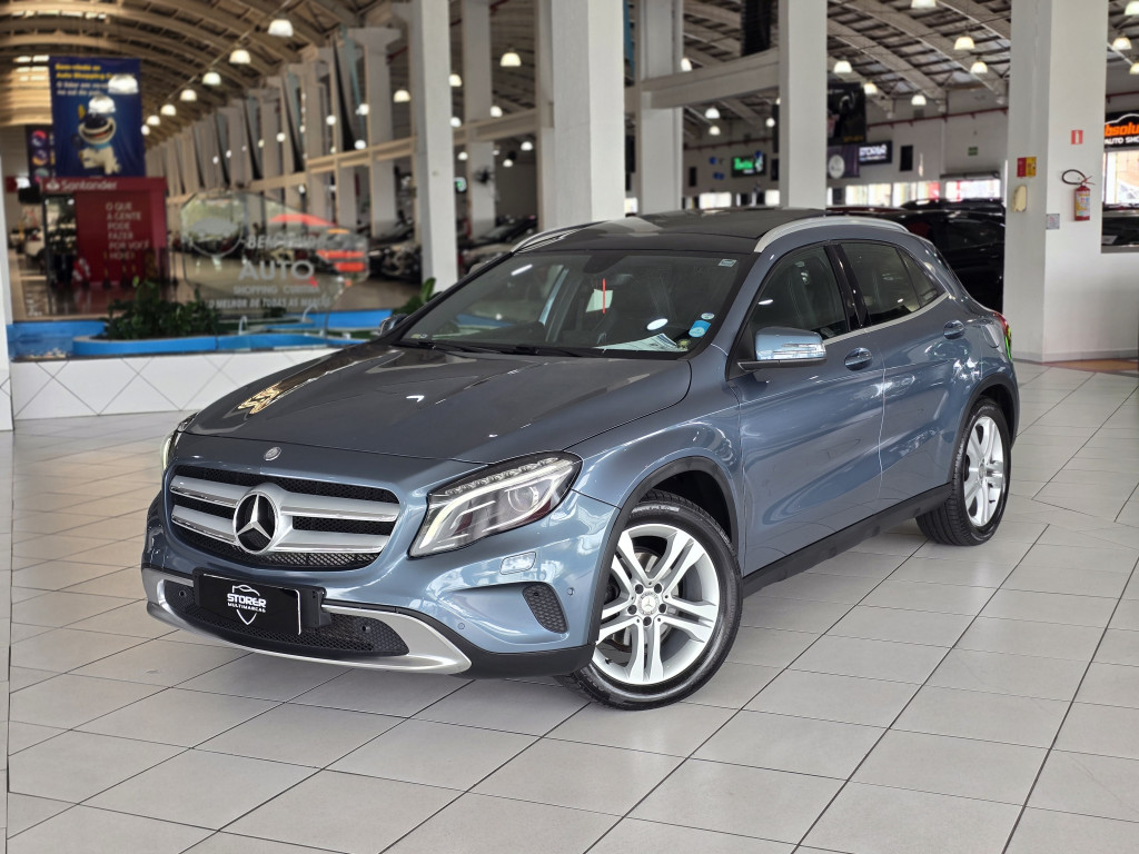 MERCEDES-BENZ GLA 200 1.6 CGI VISION 16V TURBO GASOLINA 4P AUTOMÁTICO