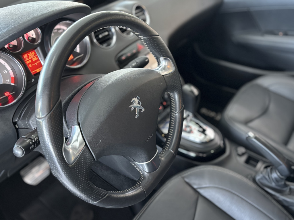 Imagem do veículo PEUGEOT 408 1.6 GRIFFE 16V TURBO FLEX 4P AUTOMÁTICO