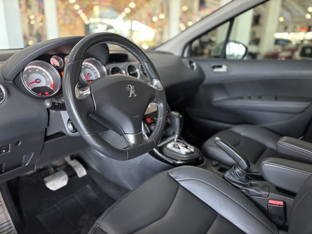 Imagem do veículo PEUGEOT 408 1.6 GRIFFE 16V TURBO FLEX 4P AUTOMÁTICO