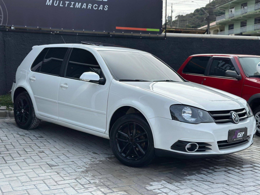 Imagem do veículo VOLKSWAGEN GOLF 1.6 SPORTLINE LIMIT.EDIT 2011