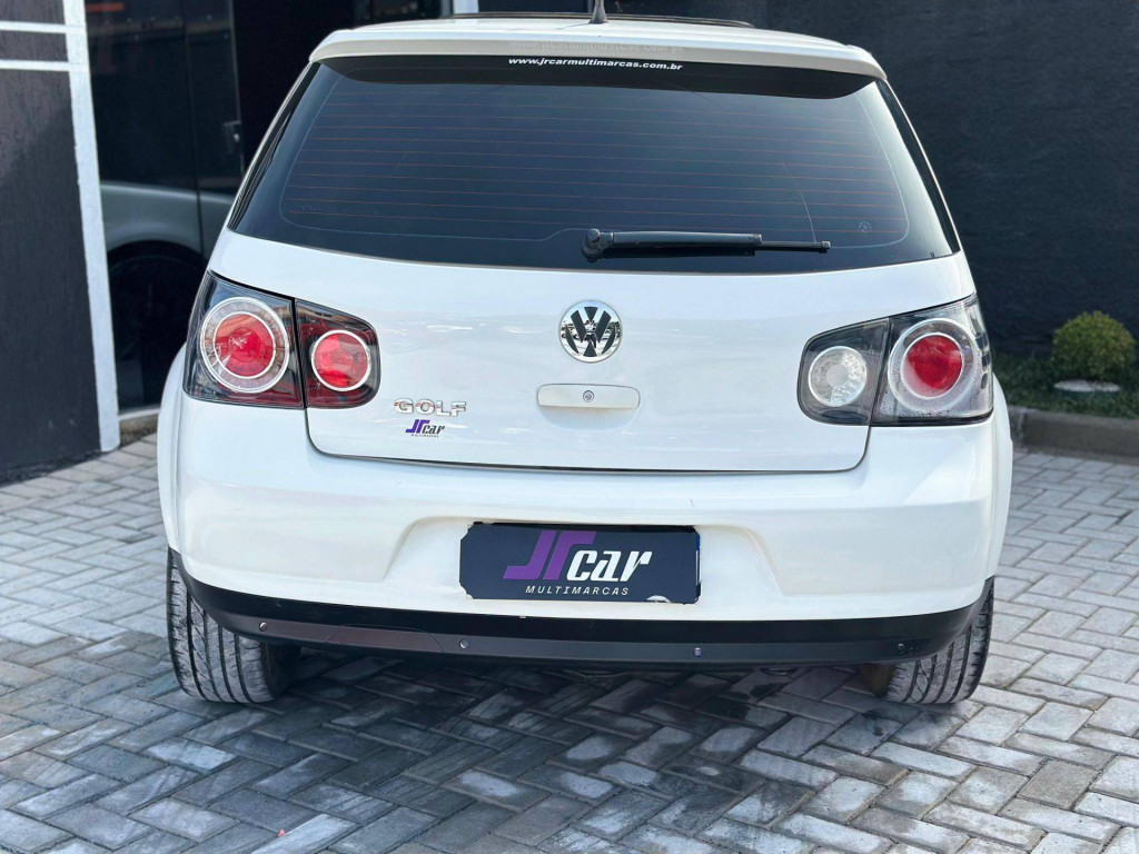 Imagem do veículo VOLKSWAGEN GOLF 1.6 SPORTLINE LIMIT.EDIT 2011