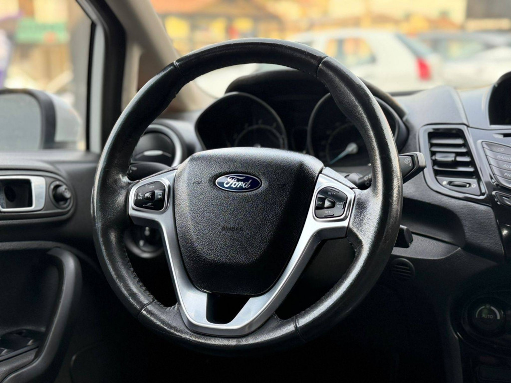 Imagem do veículo FORD FIESTA SD 1.6 LTIA 2014