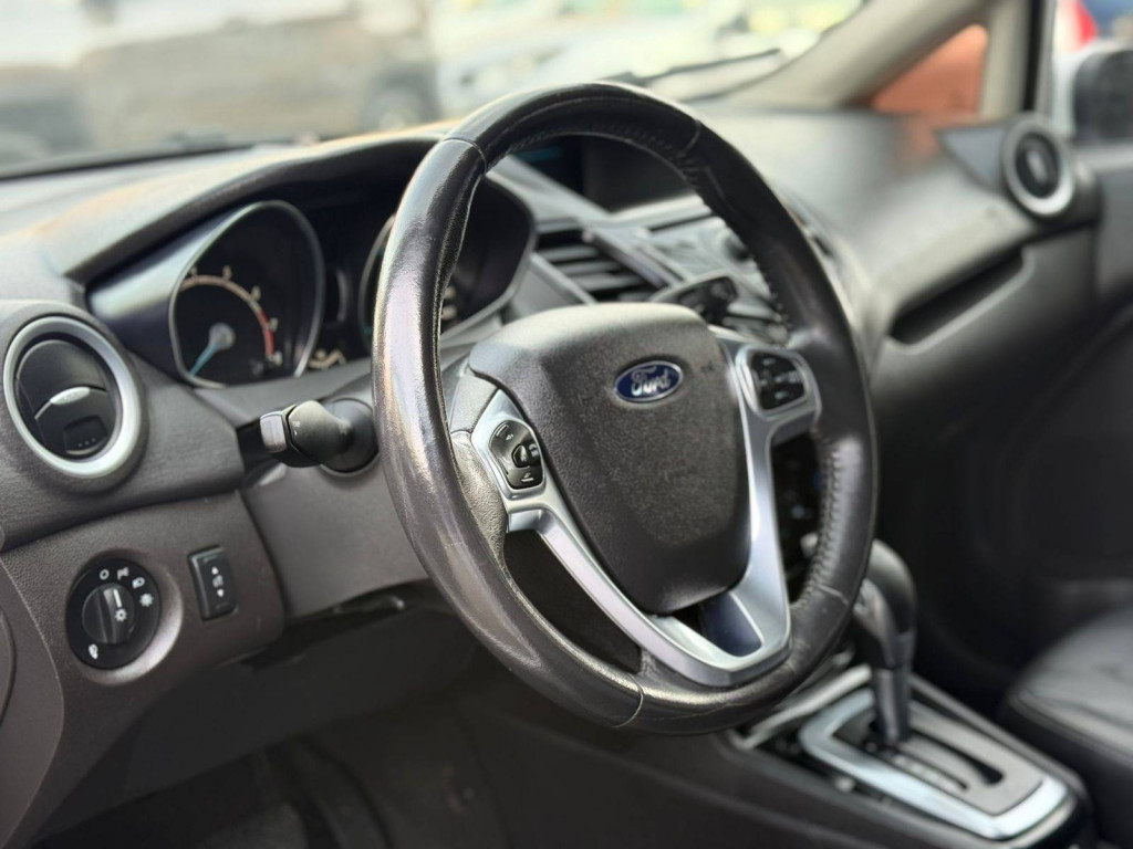 Imagem do veículo FORD FIESTA SD 1.6 LTIA 2014