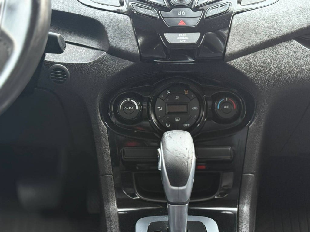 Imagem do veículo FORD FIESTA SD 1.6 LTIA 2014