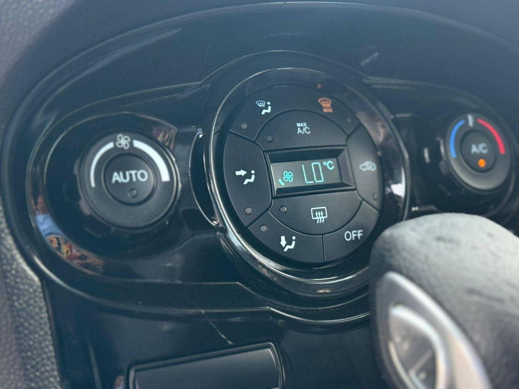 Imagem do veículo FORD FIESTA SD 1.6 LTIA 2014