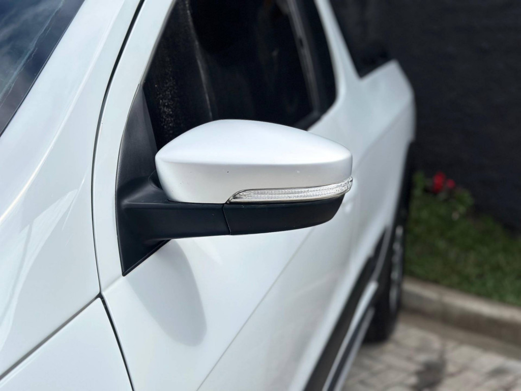 Imagem do veículo VOLKSWAGEN SAVEIRO CROSS 1.6 MI TOTAL FLEX 8V CE 2014