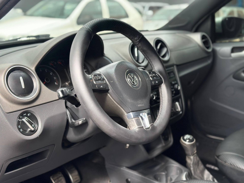 Imagem do veículo VOLKSWAGEN SAVEIRO CROSS 1.6 MI TOTAL FLEX 8V CE 2014