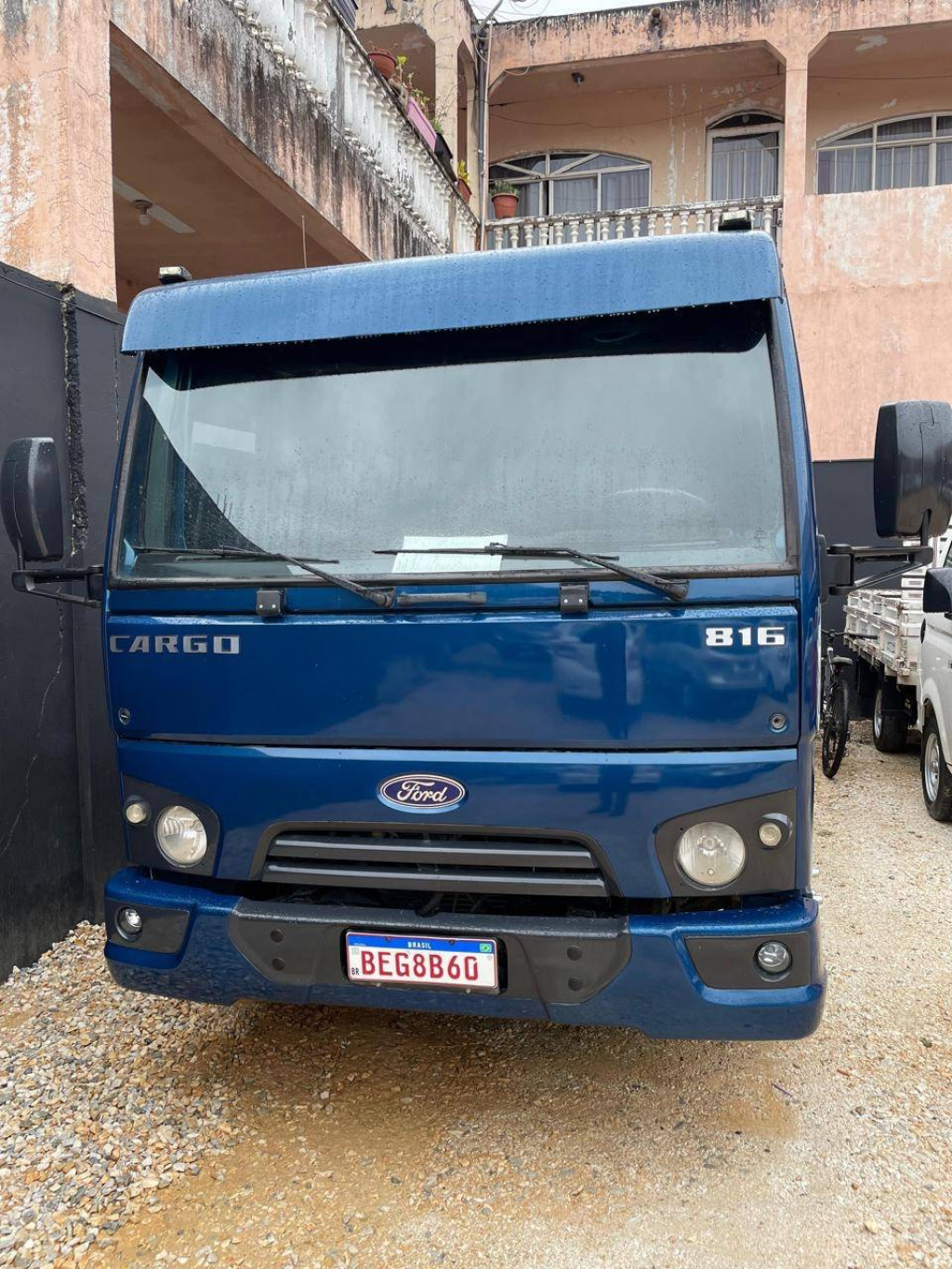 Imagem do veículo FORD CARGO 816 E 2015