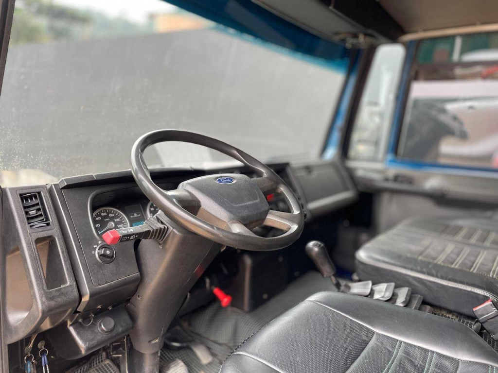 Imagem do veículo FORD CARGO 816 E 2015