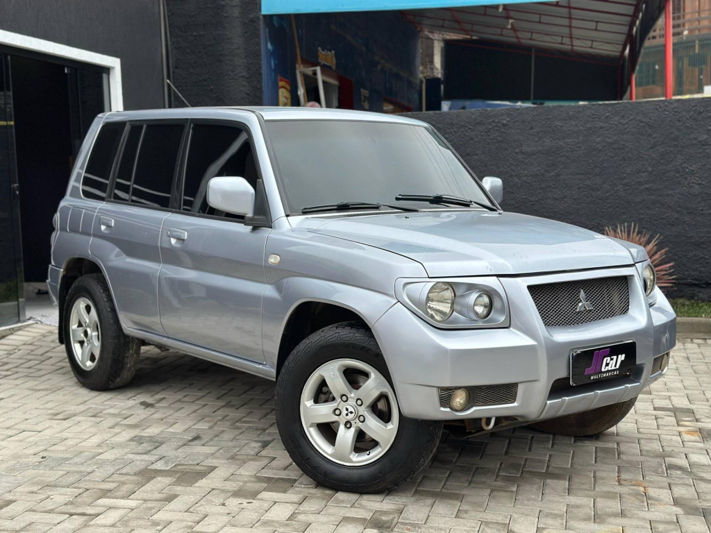 Imagem do veículo MITSUBISHI PAJERO TR4 2.0 FLEX 16V 4X2 AUT. 2008
