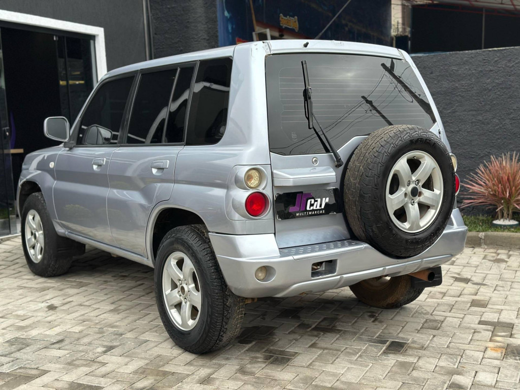 Imagem do veículo MITSUBISHI PAJERO TR4 2.0 FLEX 16V 4X2 AUT. 2008