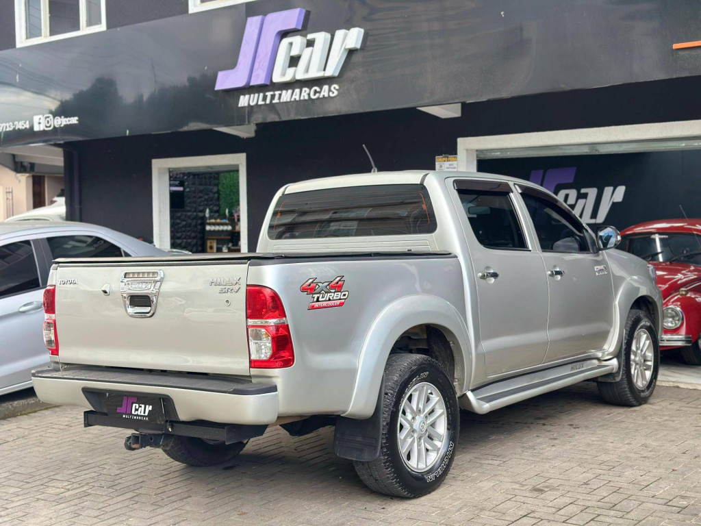 Imagem do veículo TOYOTA HILUX CD4X4 SRV 2013