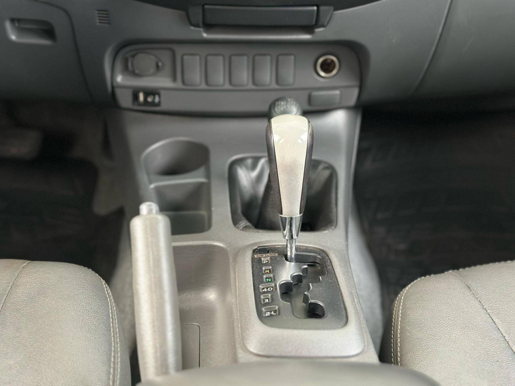 Imagem do veículo TOYOTA HILUX CD4X4 SRV 2013