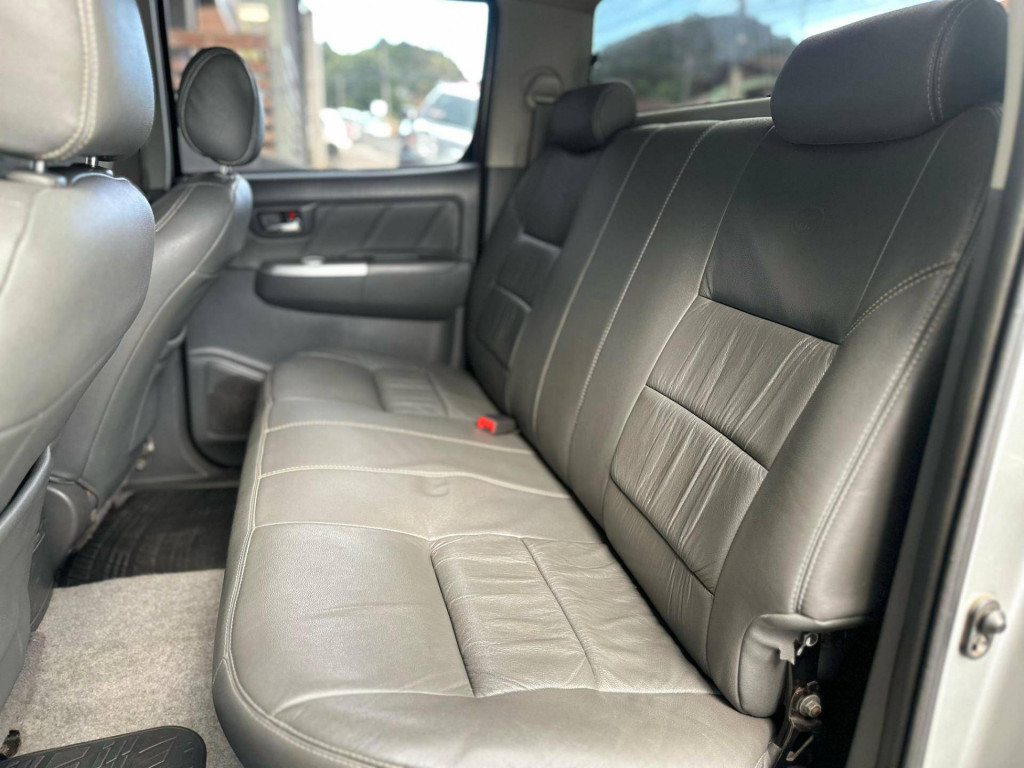 Imagem do veículo TOYOTA HILUX CD4X4 SRV 2013