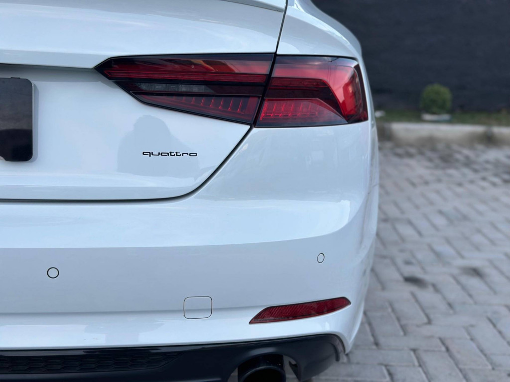 Imagem do veículo AUDI A5 SPORTB. PERFOR. 2.0 TFSI S-TRONIC 2019