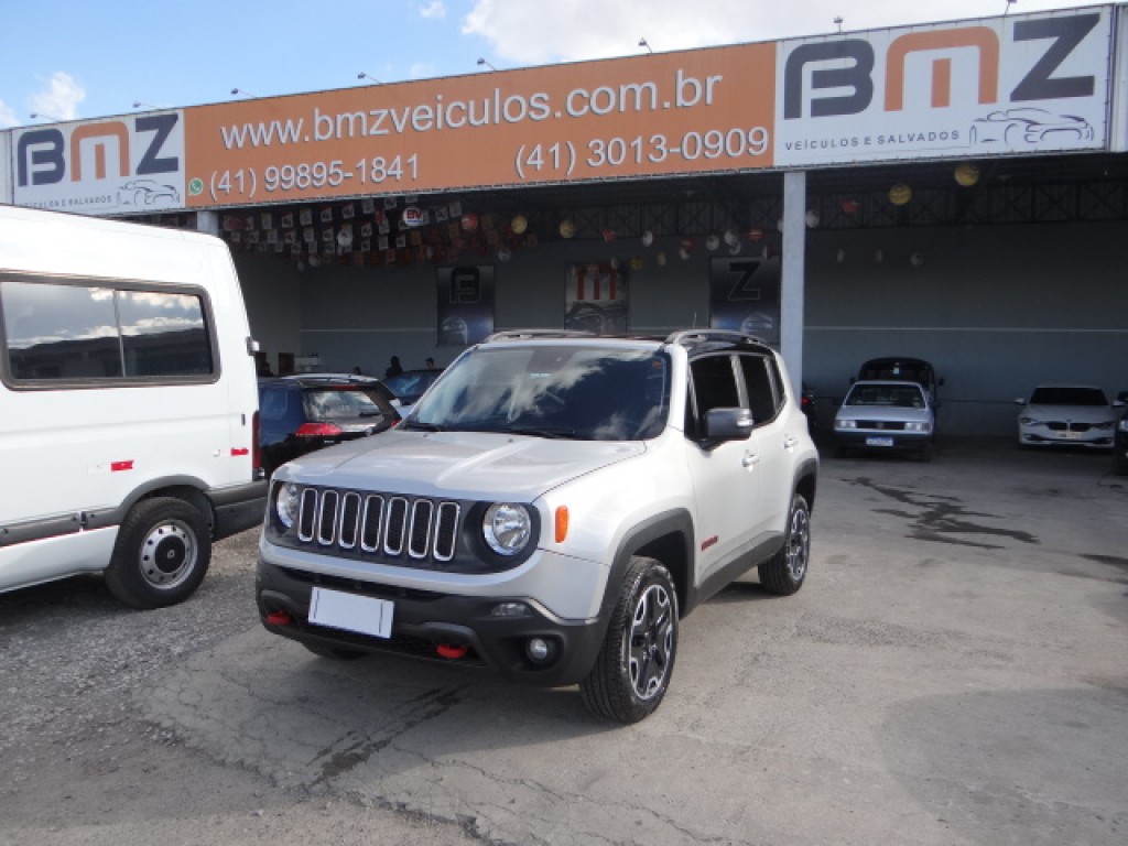 RENEGADE 2.0 16V TURBO DIESEL TRAILHAWK 4P 4X4 AUTOMÁTICO RENEGADE 2.0 16V TURBO DIESEL TRAILHAWK 4P 4X4 AUTOMÁTICO
