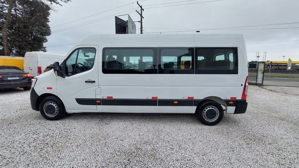 Imagem do veículo MASTER 2.3 DCI MINIBUS L3H2 16 LUGARES 16V DIESEL 4P MANUAL