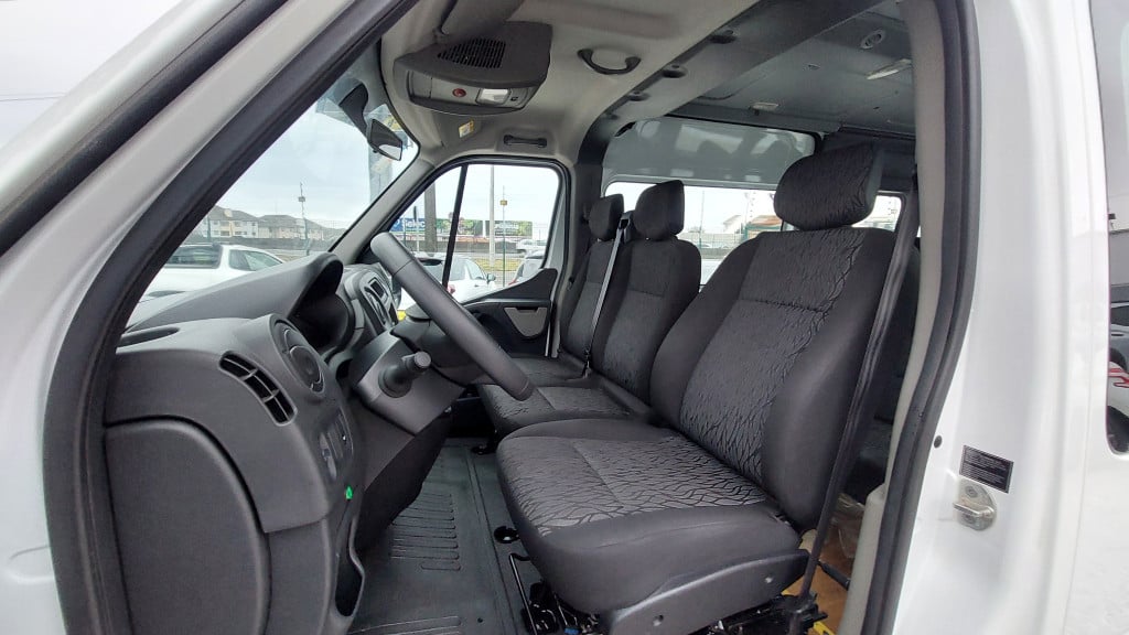 Imagem do veículo MASTER 2.3 DCI MINIBUS L3H2 16 LUGARES 16V DIESEL 4P MANUAL
