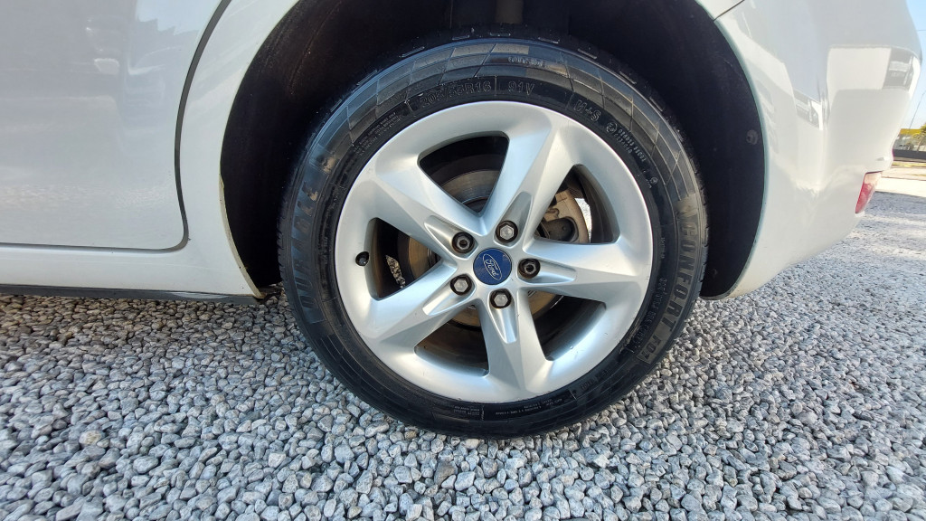 Imagem do veículo FOCUS 2.0 FC 16V GASOLINA 4P MANUAL