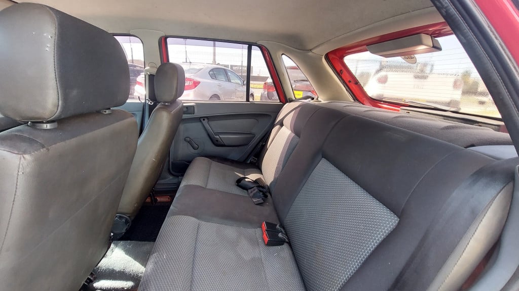 Imagem do veículo GOL 1.0 MI CITY 8V FLEX 4P MANUAL