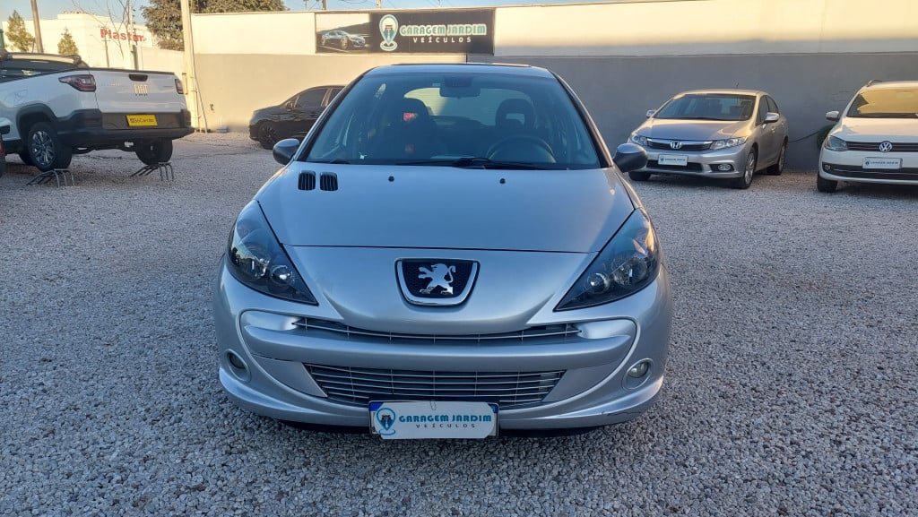 Imagem do veículo PEUGEOT 207 1.6 QUIKSILVER 16V FLEX 4P MANUAL