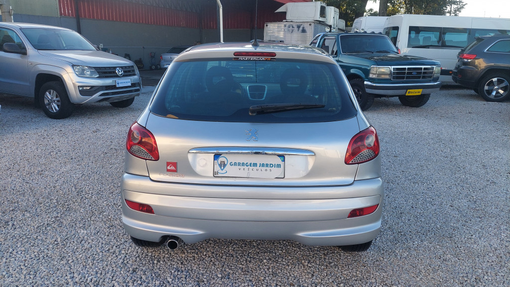 Imagem do veículo PEUGEOT 207 1.6 QUIKSILVER 16V FLEX 4P MANUAL
