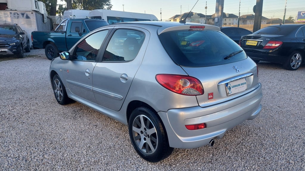 Imagem do veículo PEUGEOT 207 1.6 QUIKSILVER 16V FLEX 4P MANUAL