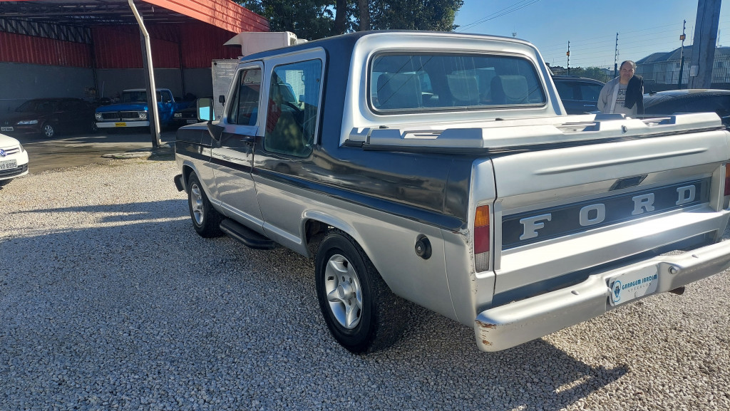 Imagem do veículo F-1000 3.9 BLAZER DIESEL 2P MANUAL