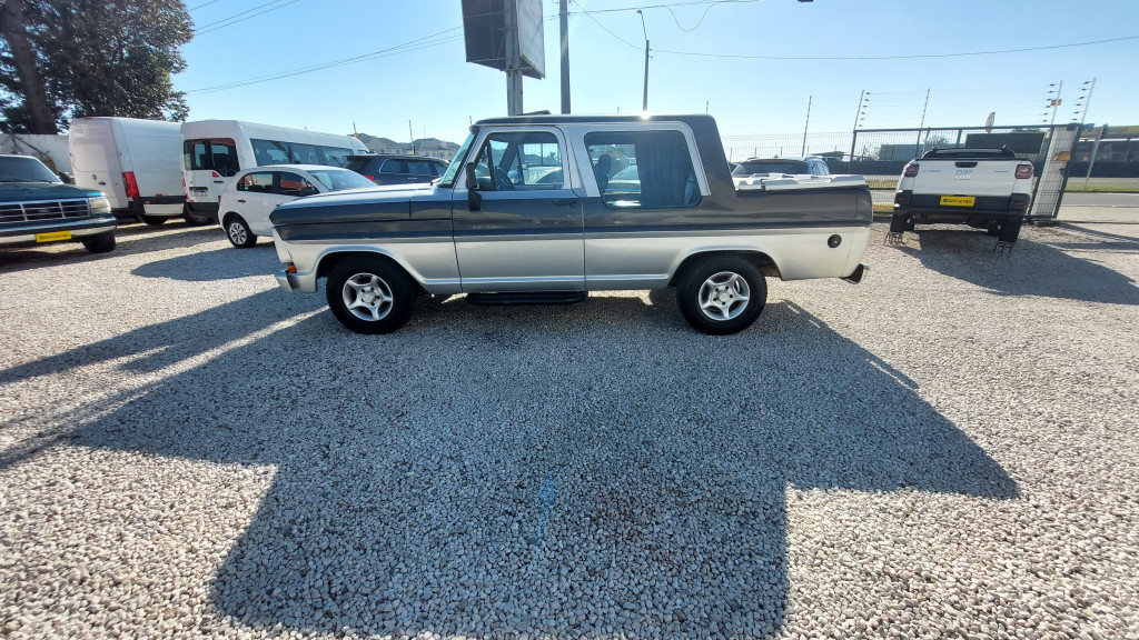 Imagem do veículo F-1000 3.9 BLAZER DIESEL 2P MANUAL