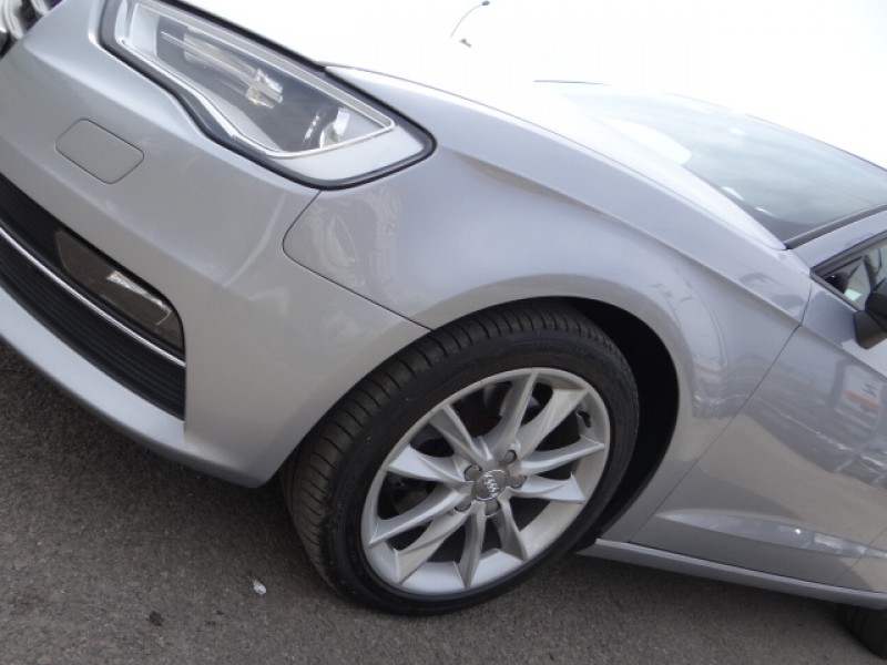 A3 1.8 TFSI SPORTBACK AMBITION 16V GASOLINA 4P AUTOMÁTICO A3 1.8 TFSI SPORTBACK AMBITION 16V GASOLINA 4P AUTOMÁTICO