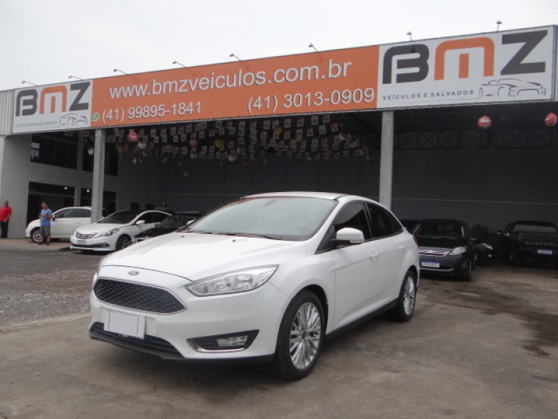FOCUS 2.0 SE PLUS 16V FLEX 4P POWERSHIFT FOCUS 2.0 SE PLUS 16V FLEX 4P POWERSHIFT