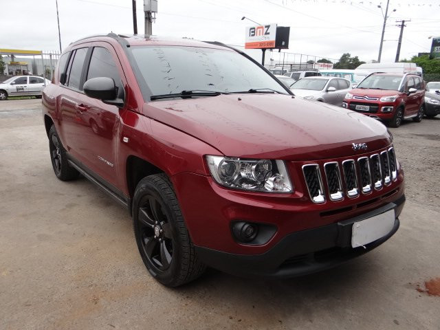 JEEP COMPASS 2.0 16V FLEX SPORT AUTOMÁTICO JEEP COMPASS 2.0 16V FLEX SPORT AUTOMÁTICO