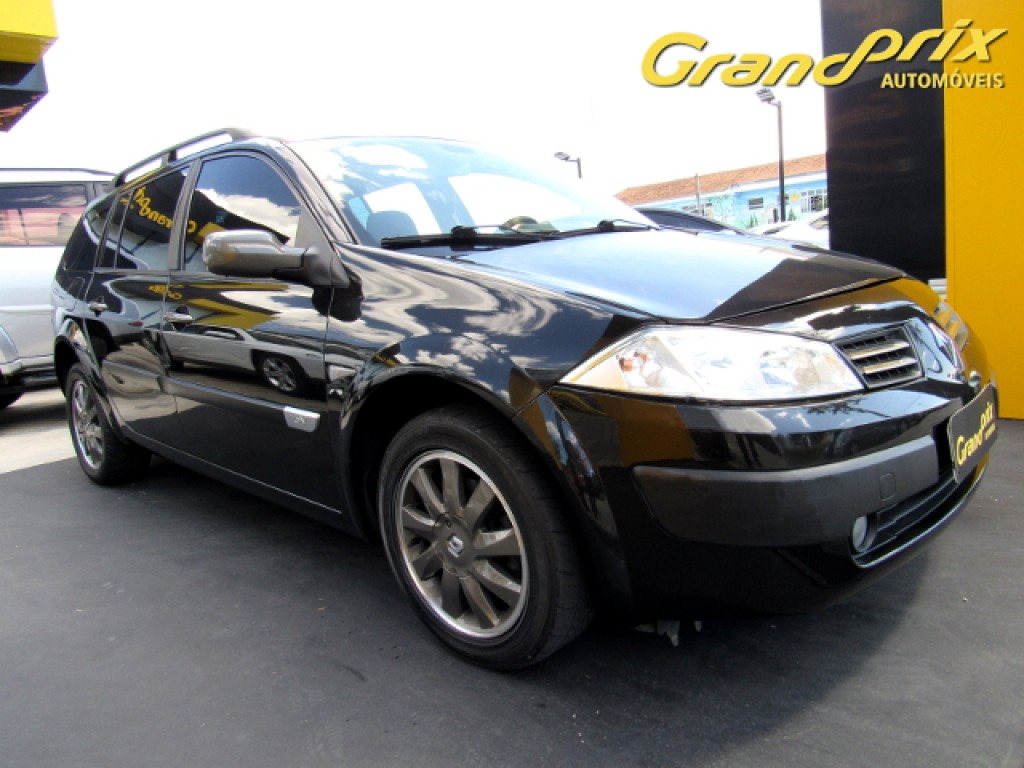 MEGANE 2011 1.6 DYNAMIQUE GRAND TOUR 16V FLEX 4P MANUAL PRETA COMPLETA TOP DE LINHA! MEGANE 2011 1.6 DYNAMIQUE GRAND TOUR 16V FLEX 4P MANUAL PRETA COMPLETA TOP DE LINHA!