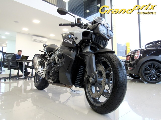 K 1300 R 2010 173cv PRATA TOP DE LINHA COM APENAS 47.000 KM! K 1300 R 2010 173cv PRATA TOP DE LINHA COM APENAS 47.000 KM!