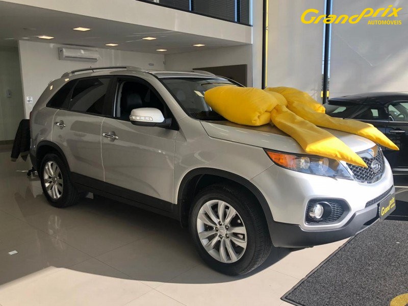 SORENTO EX 2011 2.4 16V AUTOMÁTICA PRATA COMPLETA + BANCOS EM COURO ÚNICO DONO! SORENTO EX 2011 2.4 16V AUTOMÁTICA PRATA COMPLETA + BANCOS EM COURO ÚNICO DONO!