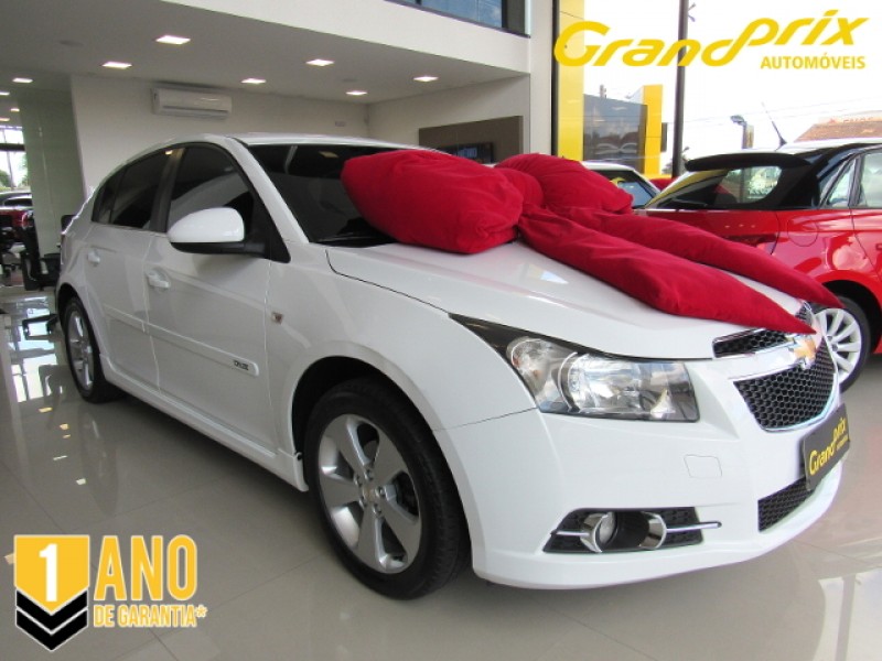 CHEVROLET CRUZE HATCH 2014 1.8 LT 16V FLEX 4P AUTOMÁTICO CHEVROLET CRUZE HATCH 2014 1.8 LT 16V FLEX 4P AUTOMÁTICO