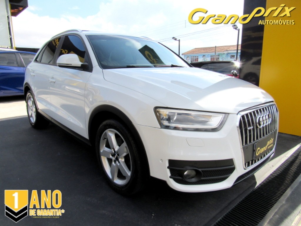 AUDI Q3 2.0 TFSI AMBITION QUATTRO 211CV S-TRONIC 4P GASOLINA BRANCA COMPLETA + TETO SOLAR ÚNICO DONO! AUDI Q3 2.0 TFSI AMBITION QUATTRO 211CV S-TRONIC 4P GASOLINA BRANCA COMPLETA + TETO SOLAR ÚNICO DONO!