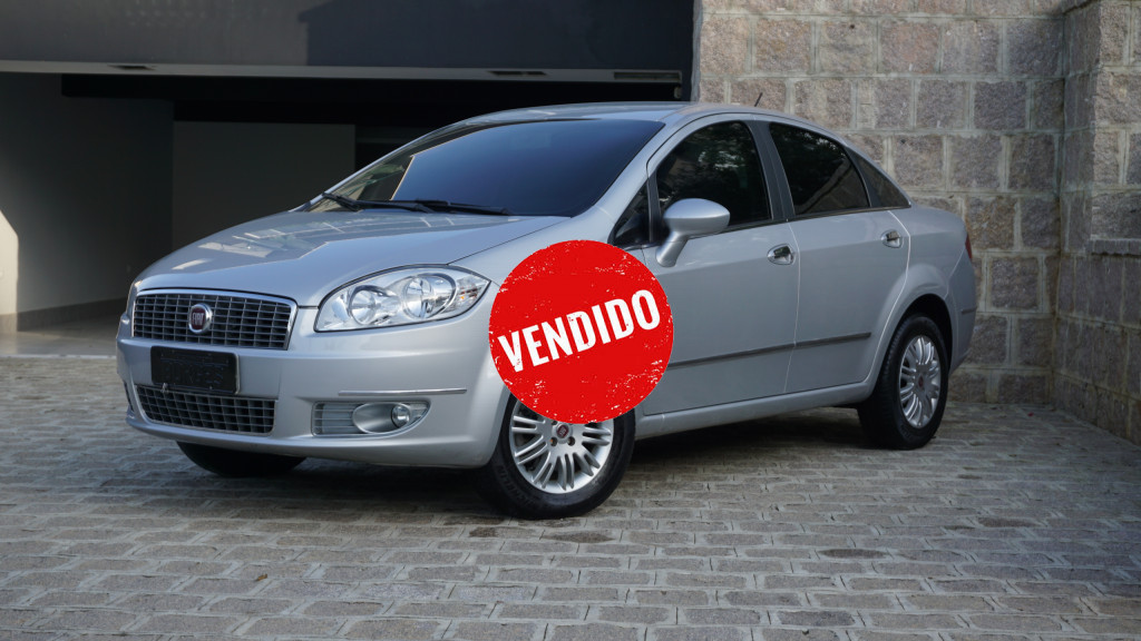 FIAT LINEA 1.8 ESSENCE 16V FLEX 4P MANUAL FIAT LINEA 1.8 ESSENCE 16V FLEX 4P MANUAL