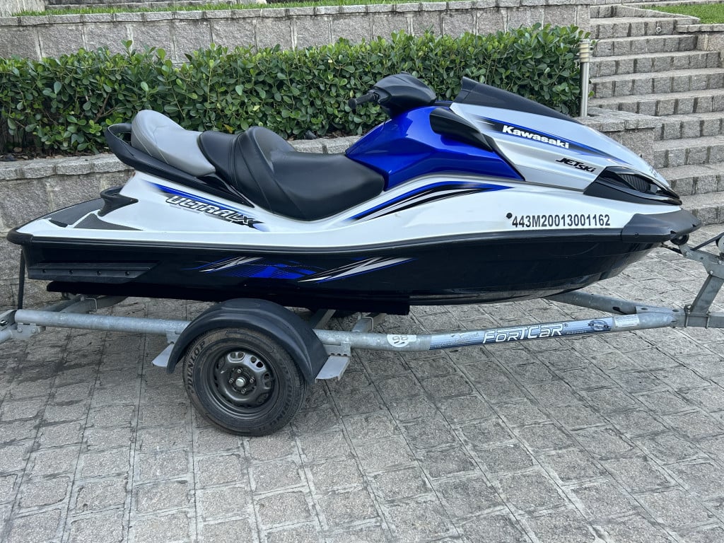 Imagem do veículo Kawasaki Jet Ski Ultra 160