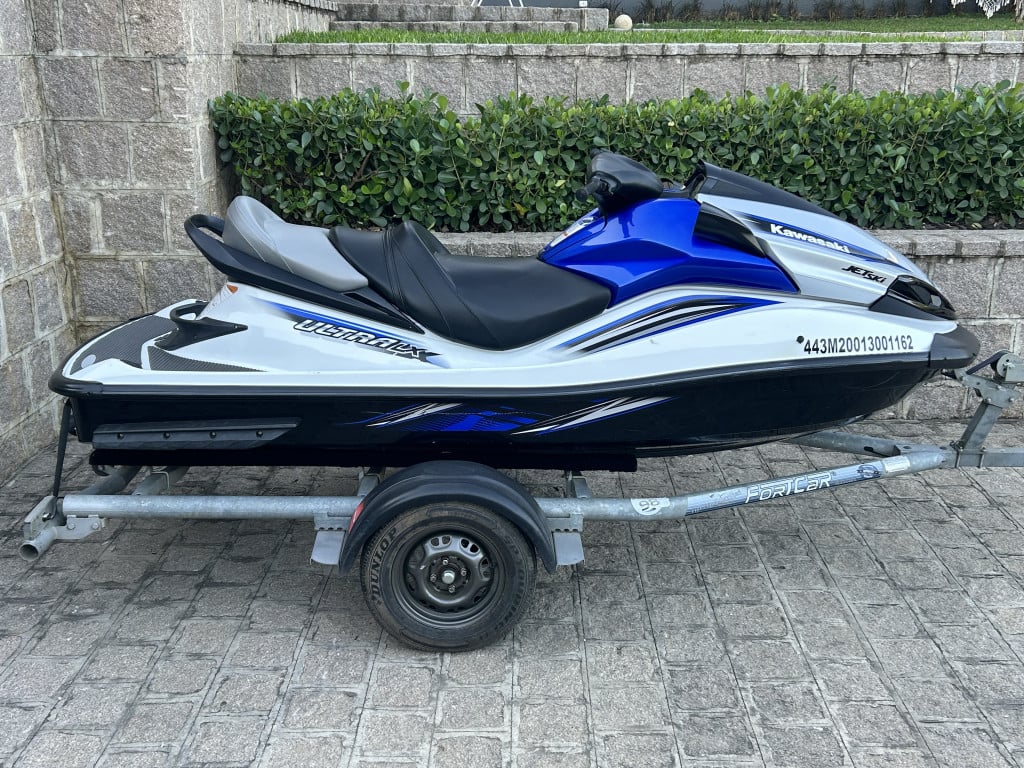 Imagem do veículo Kawasaki Jet Ski Ultra 160