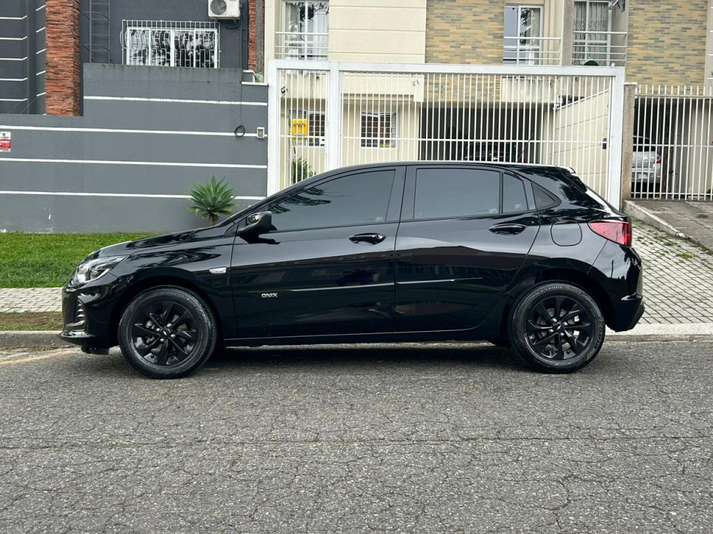 Imagem do veículo CHEVROLET ONIX 1.0 FLEX LT MANUAL