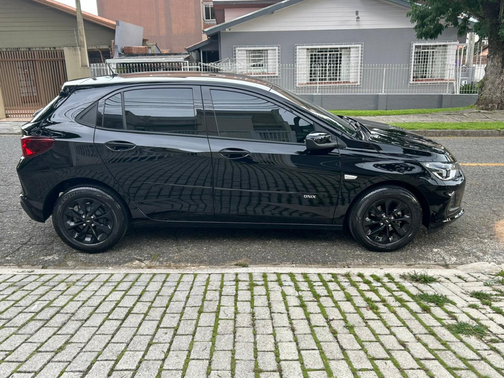 Imagem do veículo CHEVROLET ONIX 1.0 FLEX LT MANUAL