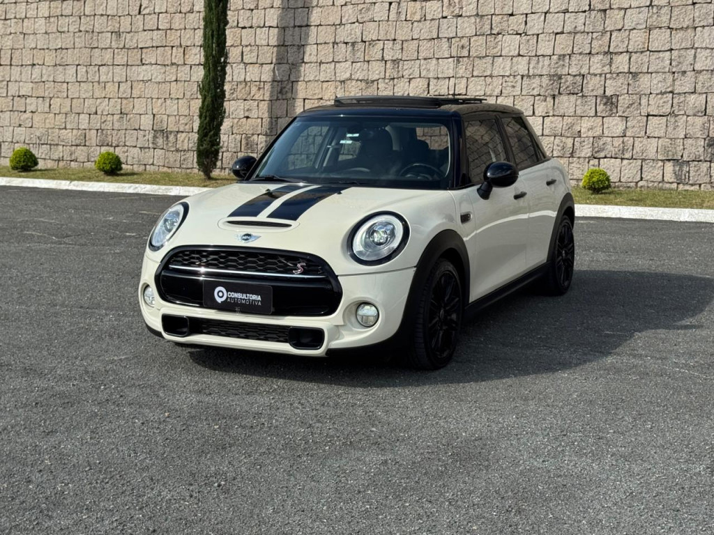 Imagem externa do MINI COOPER 2.0 S TOP 16V TURBO GASOLINA 4P AUTOMÁTICO