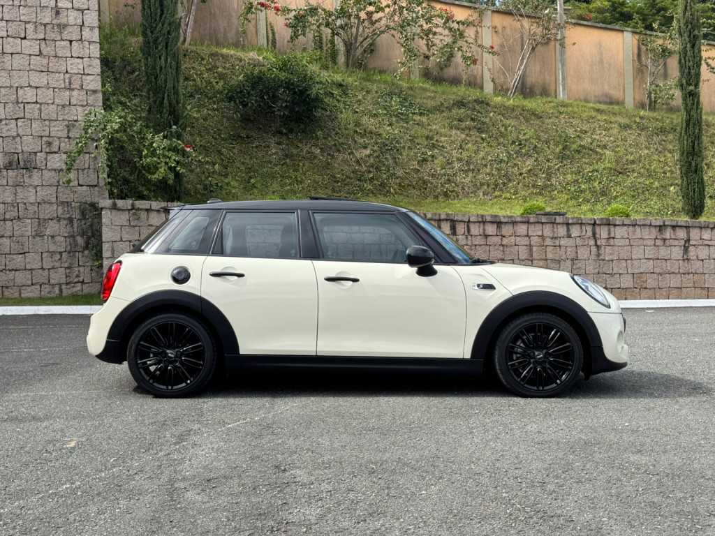 Imagem do veículo MINI COOPER 2.0 S TOP 16V TURBO GASOLINA 4P AUTOMÁTICO