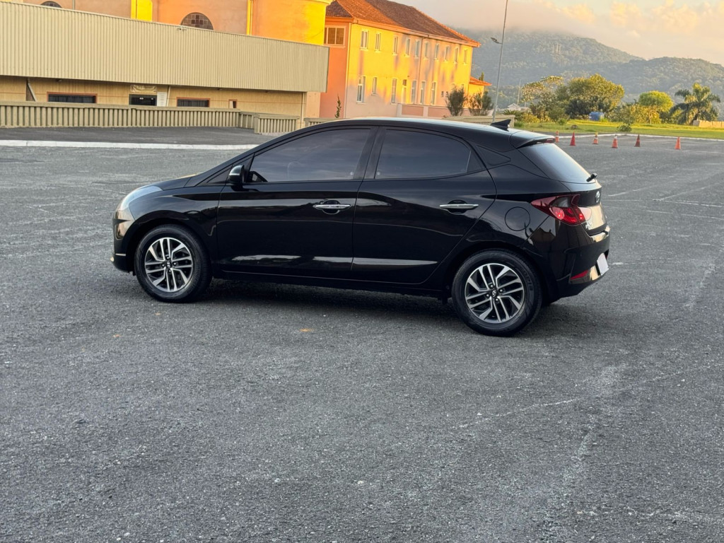 Imagem externa do HYUNDAI HB20 Platinum 1.0 TB Flex 12V Mec.