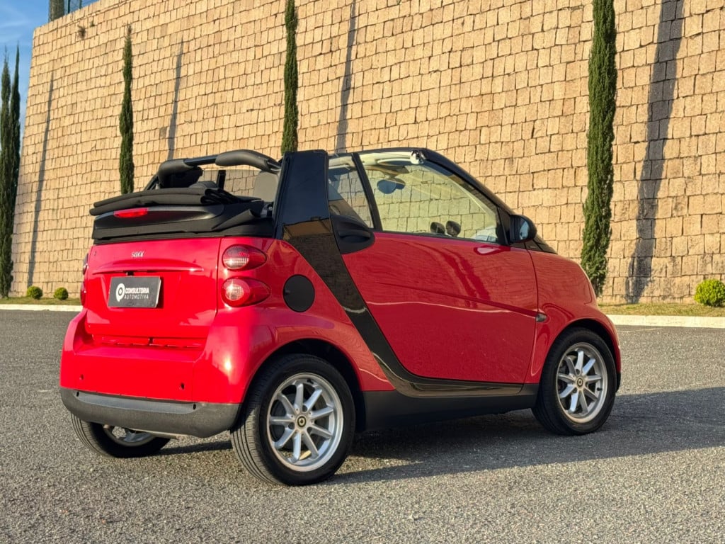 Imagem do veículo SMART FORTWO PASSION 1.0 CABRIO 12V GASOLINA 2P AUTOMÁTICO