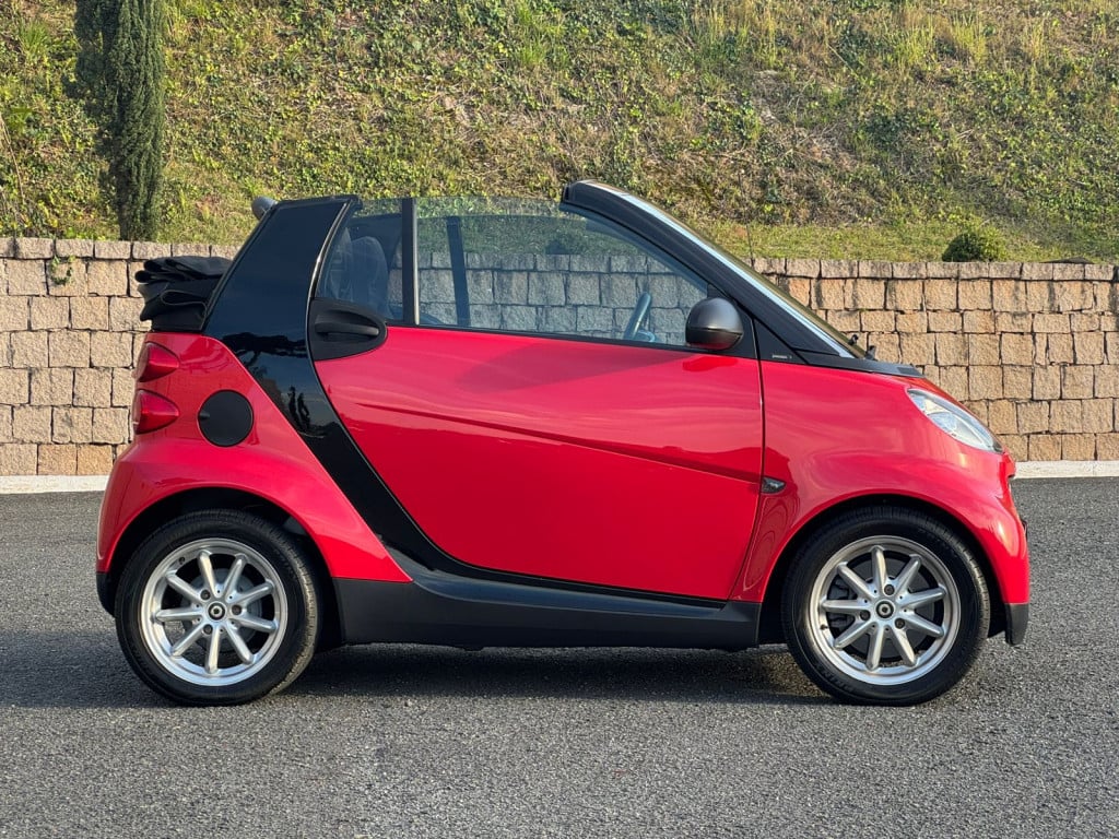 Imagem do veículo SMART FORTWO PASSION 1.0 CABRIO 12V GASOLINA 2P AUTOMÁTICO